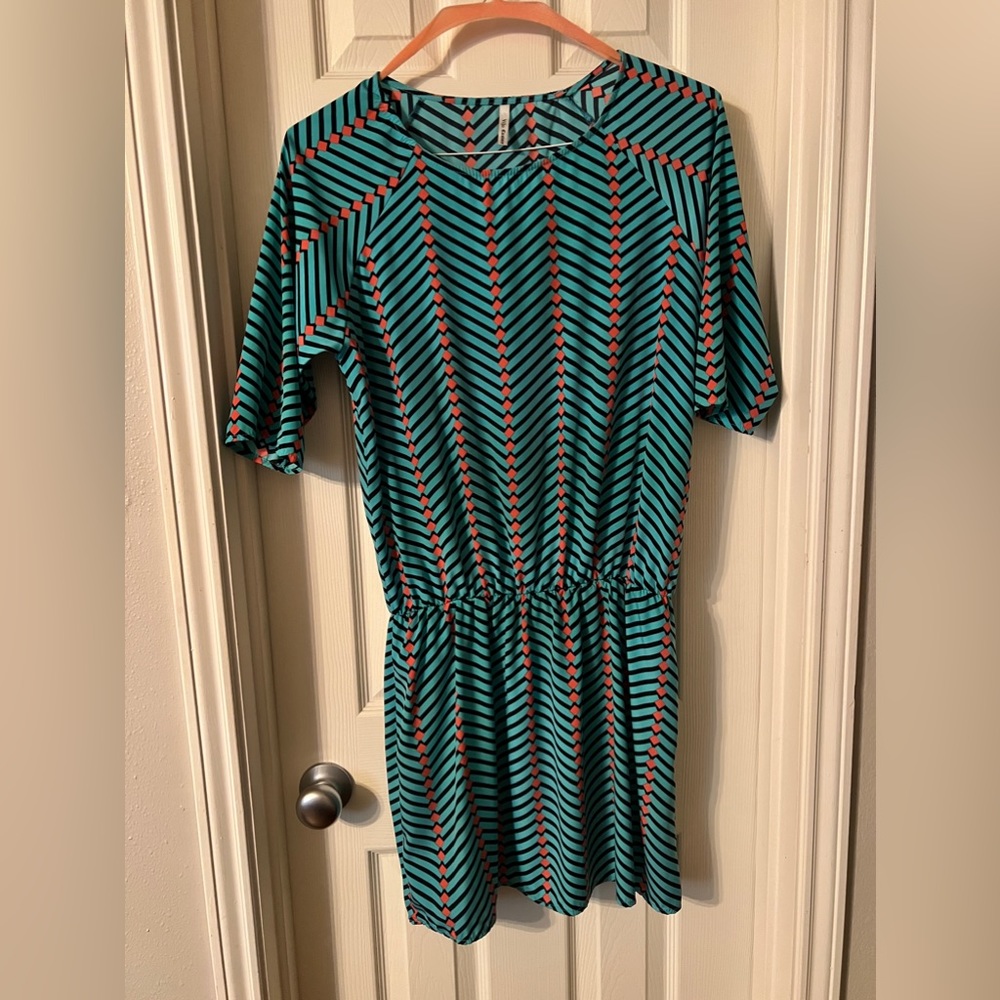 Cute light material. Only worn a few times